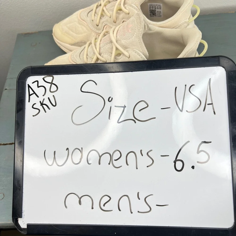 Adidas Ozweego Wonder White Sand Strata GX1981 Womens Sneakers Size 6.5